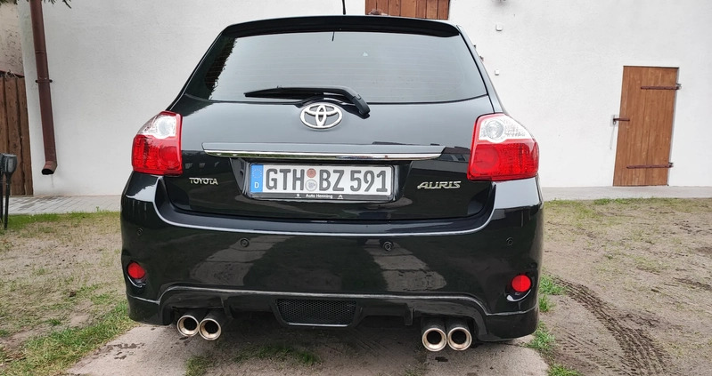 Toyota Auris cena 29900 przebieg: 158000, rok produkcji 2011 z Nidzica małe 466